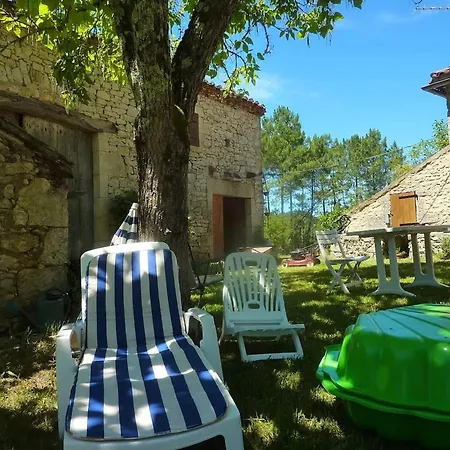 Nyaraló Maison Charmante A Avec Vue Sur Jardin Les Junies