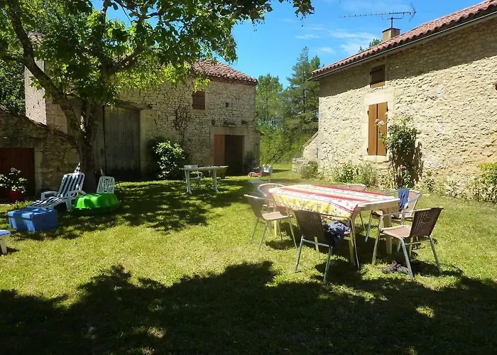 Maison Charmante A Avec Vue Sur Jardin