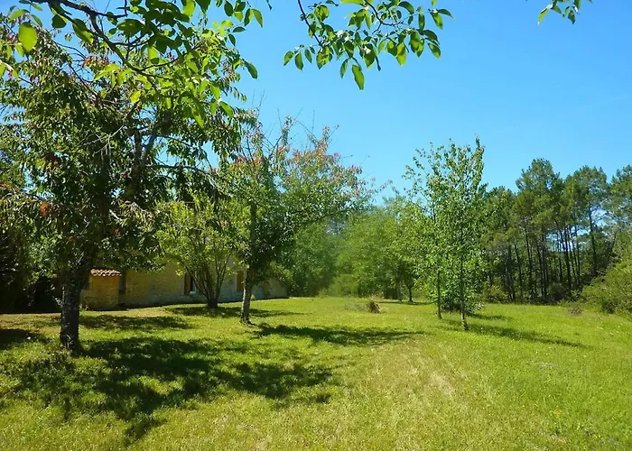 Dom wakacyjny Maison Charmante A Avec Vue Sur Jardin