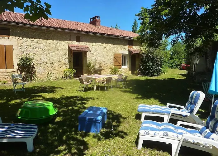 Feriehus Maison Charmante A Avec Vue Sur Jardin Les Junies